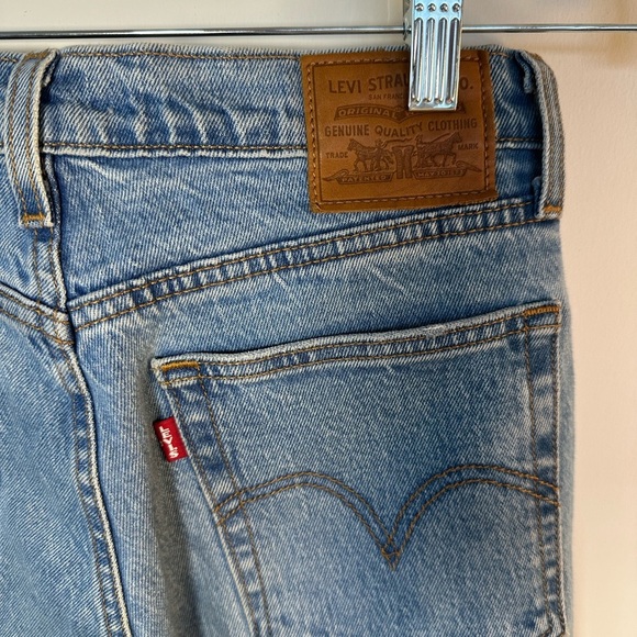 Levi’s Wedgie Straight Jeans - Picture 5 of 5